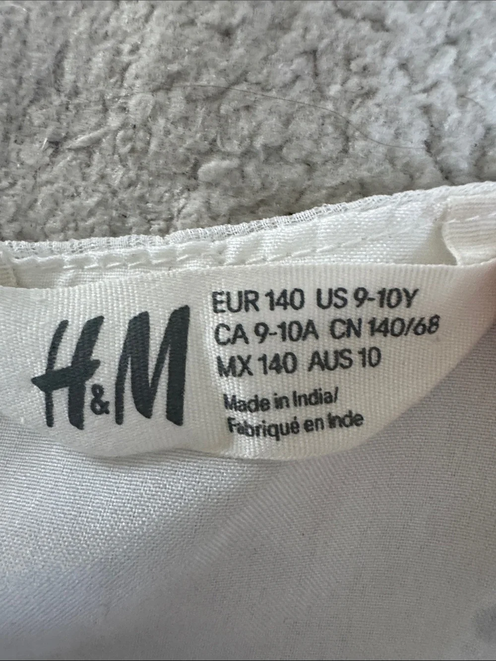 H&M soft white